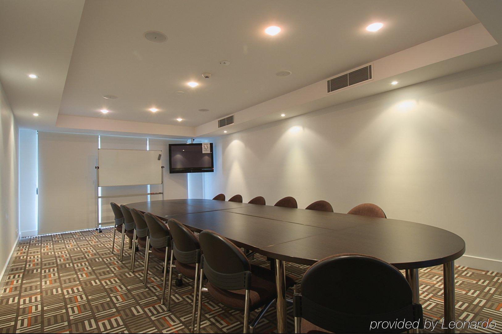 เดอะ ชานเซลเลอร์ เอ็กเซกคิวทีฟ อพาร์ตเมนต์ Aparthotel โกลด์โคสต์ ธุรกิจ รูปภาพ