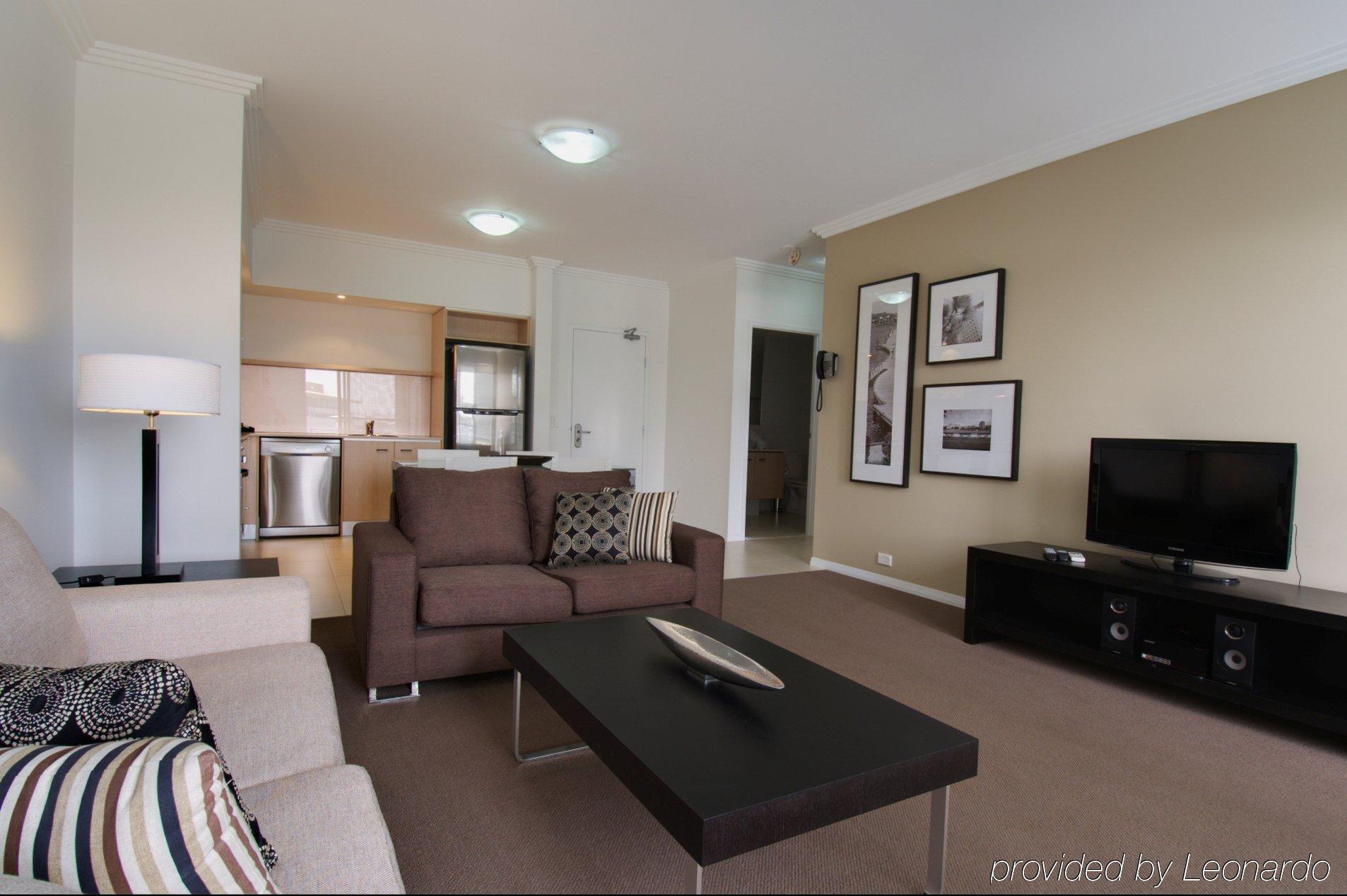 เดอะ ชานเซลเลอร์ เอ็กเซกคิวทีฟ อพาร์ตเมนต์ Aparthotel โกลด์โคสต์ ห้อง รูปภาพ