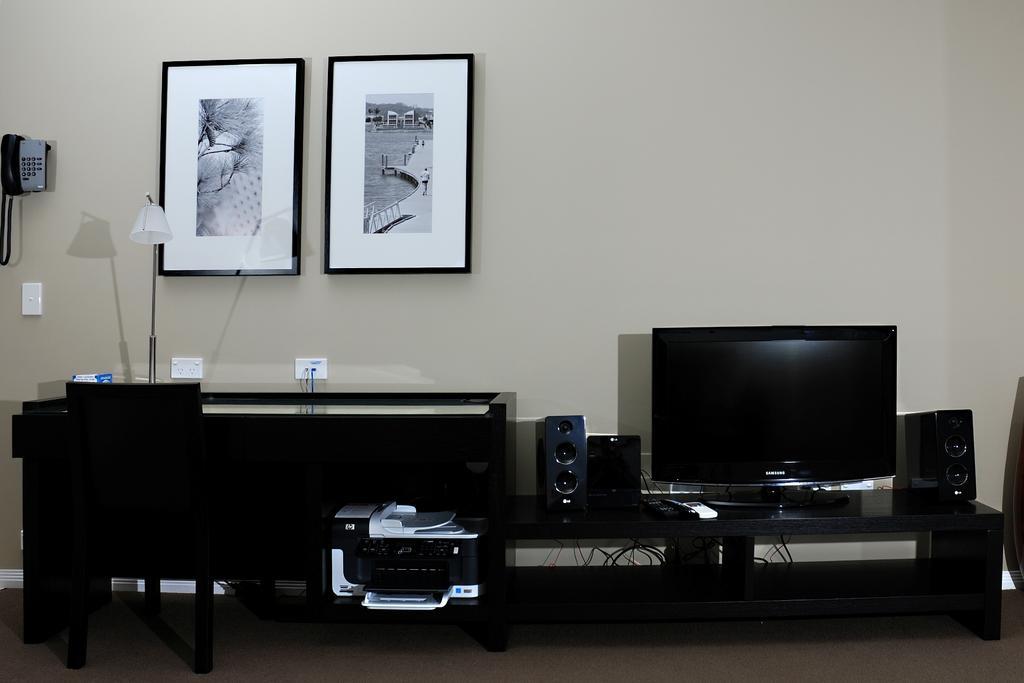 เดอะ ชานเซลเลอร์ เอ็กเซกคิวทีฟ อพาร์ตเมนต์ Aparthotel โกลด์โคสต์ ภายนอก รูปภาพ